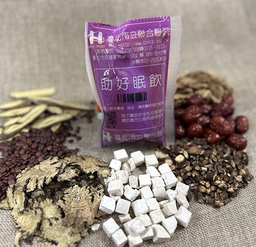 一張含有 食物, 室內, 地面 的圖片自動產生的描述